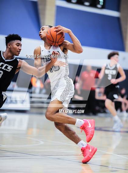 Thumbnail 1 in Sierra Canyon vs Santa Clarita Christian (Sierra Canyon Invitational) photogallery.