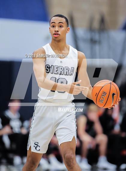 Thumbnail 1 in Sierra Canyon vs Santa Clarita Christian (Sierra Canyon Invitational) photogallery.