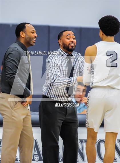Thumbnail 2 in Sierra Canyon vs Santa Clarita Christian (Sierra Canyon Invitational) photogallery.