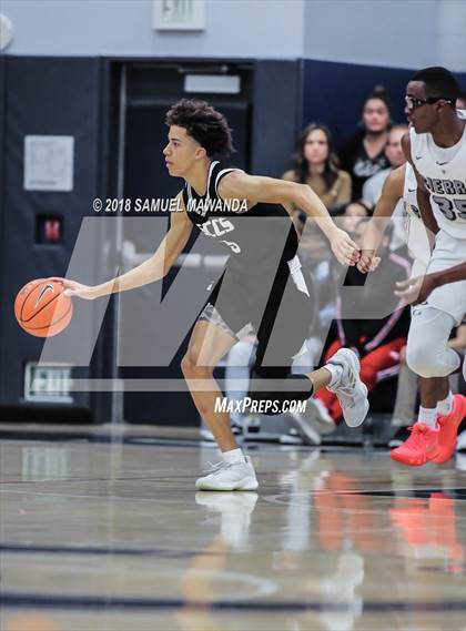Thumbnail 3 in Sierra Canyon vs Santa Clarita Christian (Sierra Canyon Invitational) photogallery.