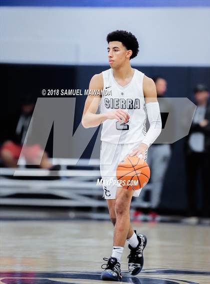 Thumbnail 2 in Sierra Canyon vs Santa Clarita Christian (Sierra Canyon Invitational) photogallery.
