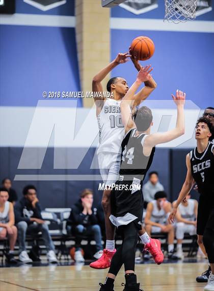 Thumbnail 2 in Sierra Canyon vs Santa Clarita Christian (Sierra Canyon Invitational) photogallery.