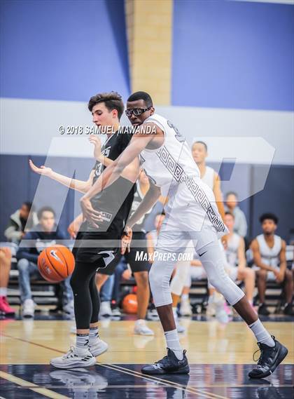 Thumbnail 2 in Sierra Canyon vs Santa Clarita Christian (Sierra Canyon Invitational) photogallery.