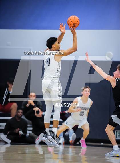 Thumbnail 1 in Sierra Canyon vs Santa Clarita Christian (Sierra Canyon Invitational) photogallery.