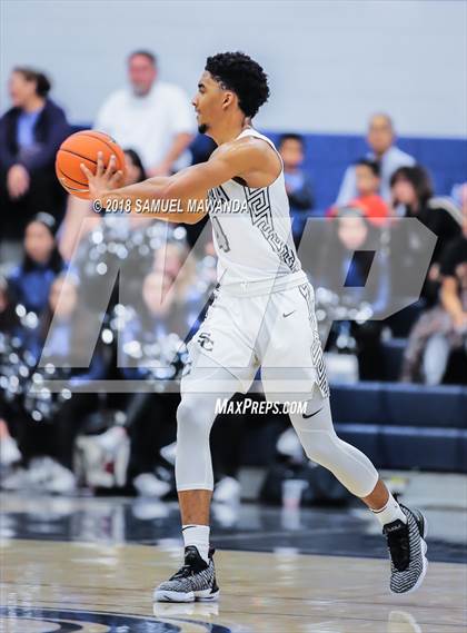 Thumbnail 2 in Sierra Canyon vs Santa Clarita Christian (Sierra Canyon Invitational) photogallery.