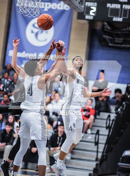 Thumbnail 1 in Sierra Canyon vs Santa Clarita Christian (Sierra Canyon Invitational) photogallery.