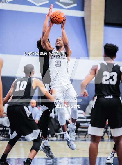 Thumbnail 3 in Sierra Canyon vs Santa Clarita Christian (Sierra Canyon Invitational) photogallery.