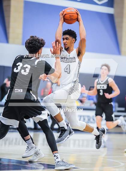 Thumbnail 3 in Sierra Canyon vs Santa Clarita Christian (Sierra Canyon Invitational) photogallery.