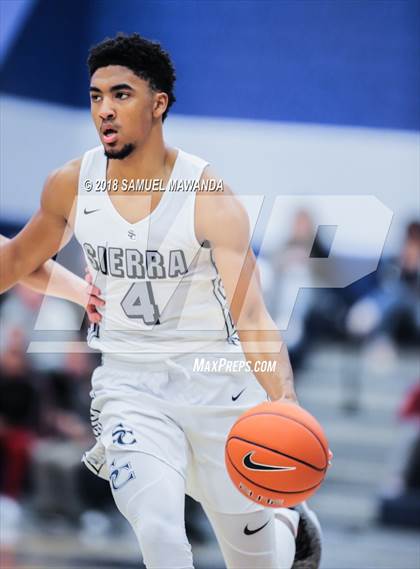 Thumbnail 1 in Sierra Canyon vs Santa Clarita Christian (Sierra Canyon Invitational) photogallery.