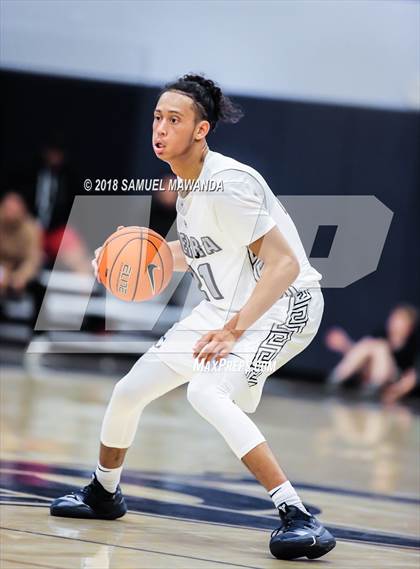 Thumbnail 3 in Sierra Canyon vs Santa Clarita Christian (Sierra Canyon Invitational) photogallery.