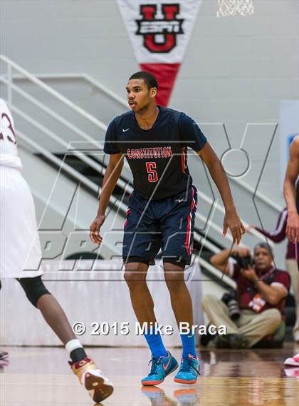 Thumbnail 1 in Constitution vs. St. Anthony (Spalding HoopHall Classic) photogallery.
