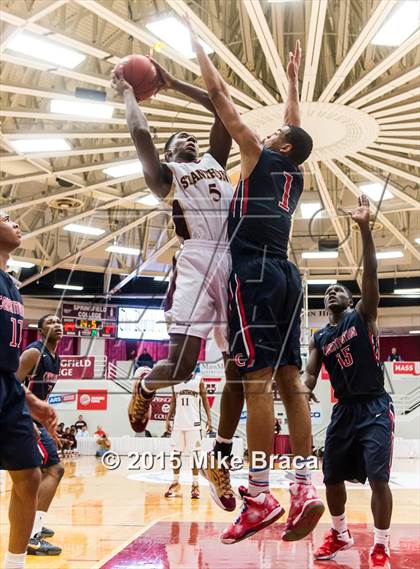 Thumbnail 1 in Constitution vs. St. Anthony (Spalding HoopHall Classic) photogallery.