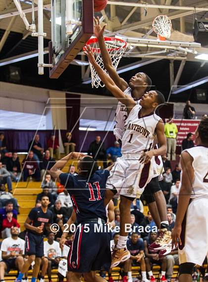 Thumbnail 1 in Constitution vs. St. Anthony (Spalding HoopHall Classic) photogallery.