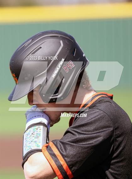 Thumbnail 3 in Grand Saline vs Kaufman photogallery.