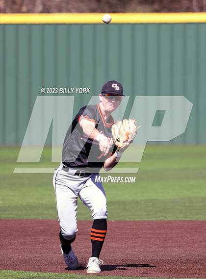 Thumbnail 2 in Grand Saline vs Kaufman photogallery.