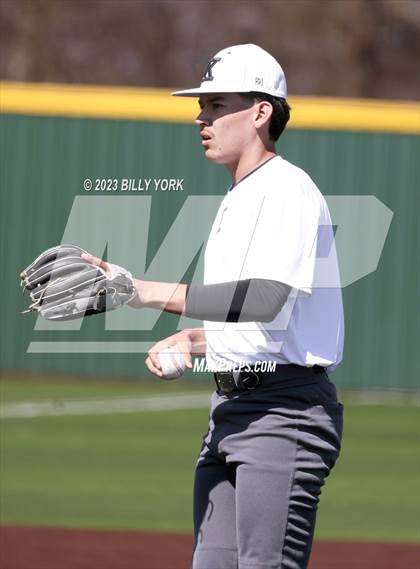 Thumbnail 1 in Grand Saline vs Kaufman photogallery.