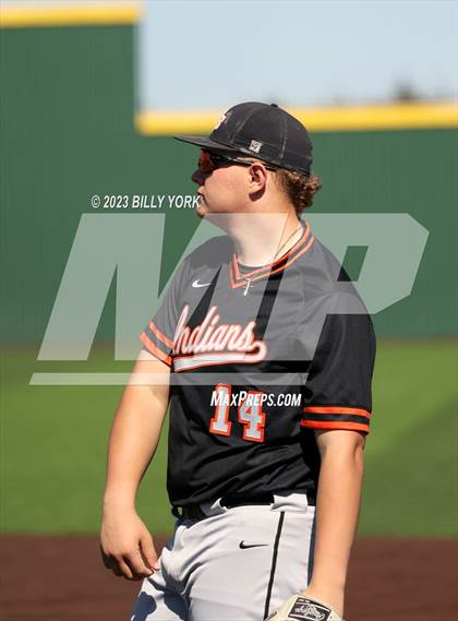 Thumbnail 3 in Grand Saline vs Kaufman photogallery.