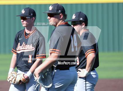 Thumbnail 2 in Grand Saline vs Kaufman photogallery.