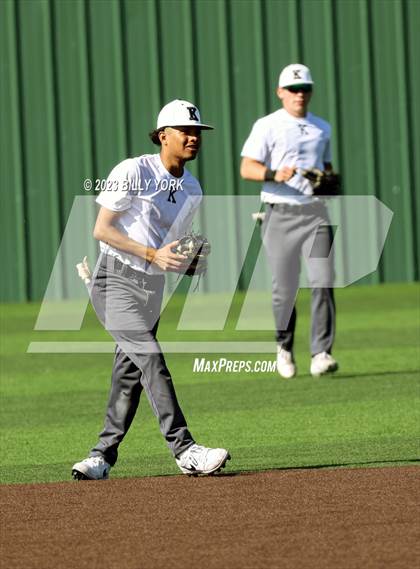 Thumbnail 2 in Grand Saline vs Kaufman photogallery.