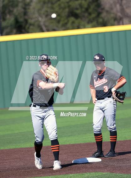 Thumbnail 2 in Grand Saline vs Kaufman photogallery.