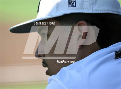 Thumbnail 3 in Grand Saline vs Kaufman photogallery.