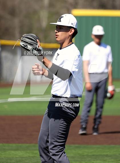 Thumbnail 1 in Grand Saline vs Kaufman photogallery.