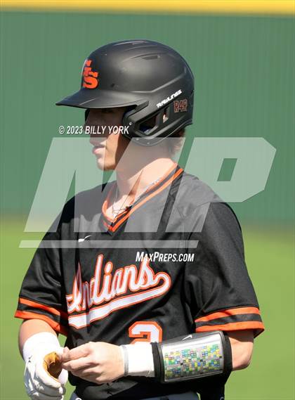 Thumbnail 2 in Grand Saline vs Kaufman photogallery.