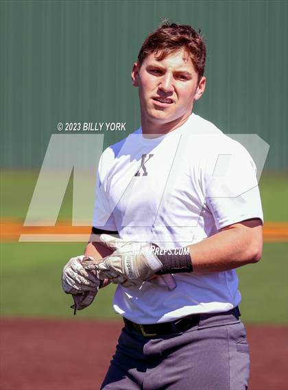Thumbnail 3 in Grand Saline vs Kaufman photogallery.
