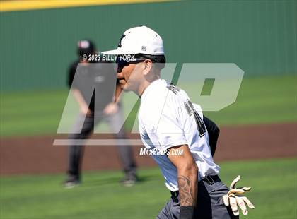 Thumbnail 1 in Grand Saline vs Kaufman photogallery.