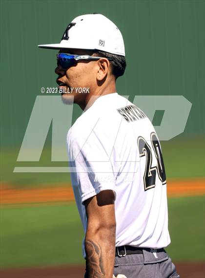 Thumbnail 2 in Grand Saline vs Kaufman photogallery.