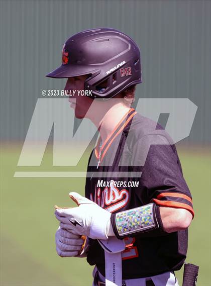 Thumbnail 2 in Grand Saline vs Kaufman photogallery.