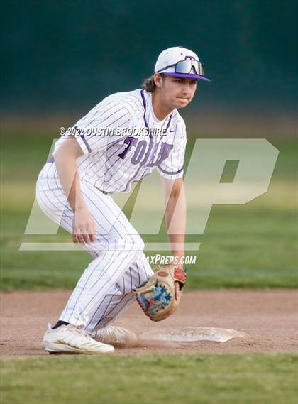 Thumbnail 2 in Manteca @ Tokay photogallery.