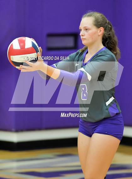 Thumbnail 1 in Morton Ranch vs Royal photogallery.