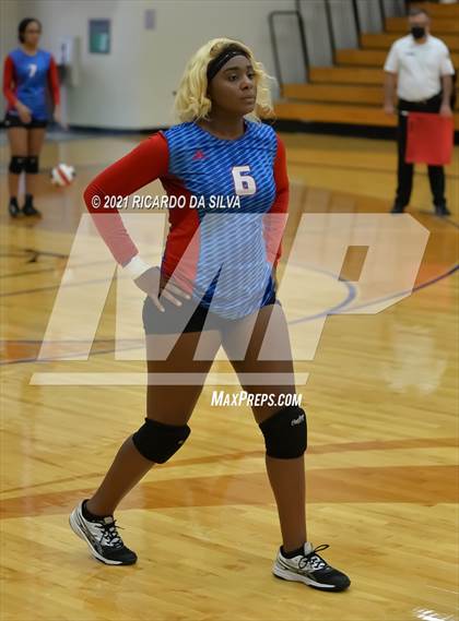 Thumbnail 2 in Morton Ranch vs Royal photogallery.