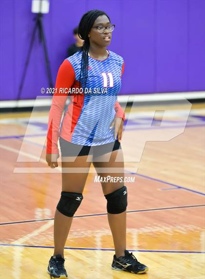 Thumbnail 2 in Morton Ranch vs Royal photogallery.