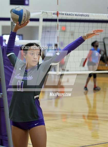 Thumbnail 1 in Morton Ranch vs Royal photogallery.