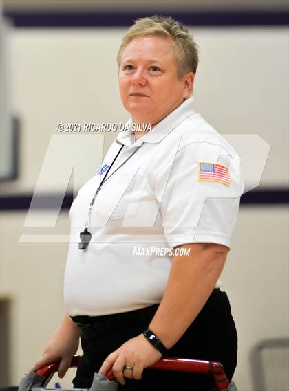 Thumbnail 1 in Morton Ranch vs Royal photogallery.