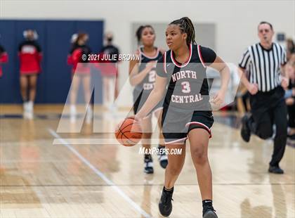 Thumbnail 1 in North Central vs Brownsburg (IHSAA 4A Regional semi-final) photogallery.