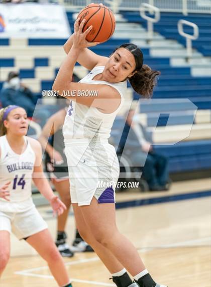 Thumbnail 1 in North Central vs Brownsburg (IHSAA 4A Regional semi-final) photogallery.