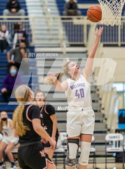 Thumbnail 3 in North Central vs Brownsburg (IHSAA 4A Regional semi-final) photogallery.