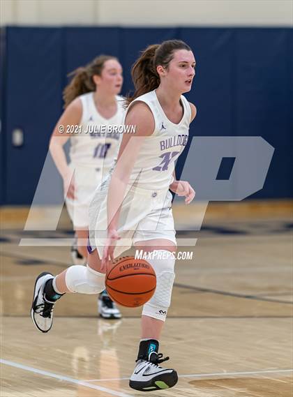 Thumbnail 3 in North Central vs Brownsburg (IHSAA 4A Regional semi-final) photogallery.
