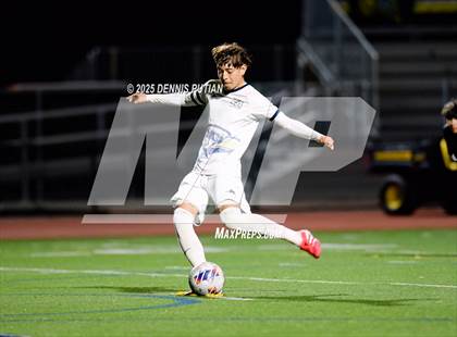 Thumbnail 2 in Everett Alvarez @ Mountain View (CIF CCS D1 Semifinals) photogallery.