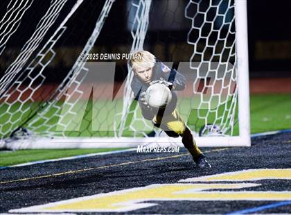 Thumbnail 3 in Everett Alvarez @ Mountain View (CIF CCS D1 Semifinals) photogallery.