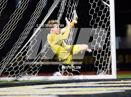 Thumbnail 2 in Everett Alvarez @ Mountain View (CIF CCS D1 Semifinals) photogallery.