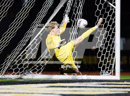 Thumbnail 3 in Everett Alvarez @ Mountain View (CIF CCS D1 Semifinals) photogallery.