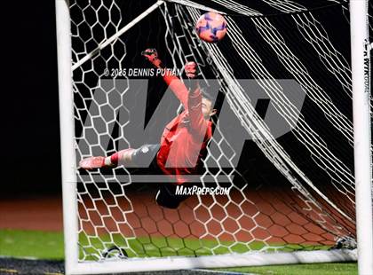Thumbnail 1 in Everett Alvarez @ Mountain View (CIF CCS D1 Semifinals) photogallery.