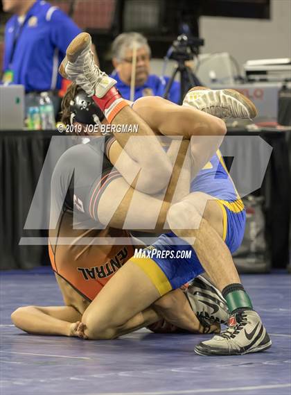 Thumbnail 2 in CIF State Boys Wrestling Championships (Consolation Round 1) photogallery.