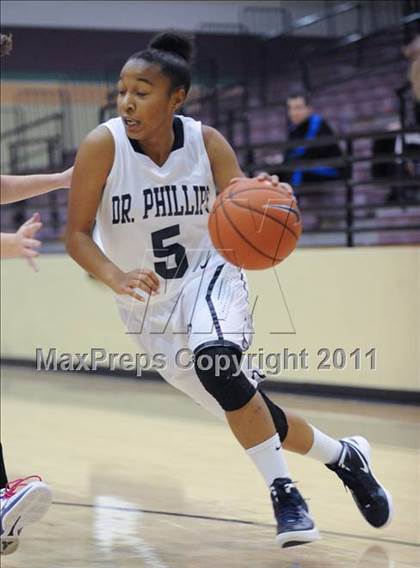 Thumbnail 1 in Dr. Phillips vs. Cicero-North Syracuse (Nike Tournament of Champions) photogallery.
