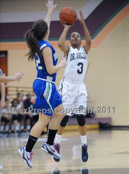 Thumbnail 1 in Dr. Phillips vs. Cicero-North Syracuse (Nike Tournament of Champions) photogallery.