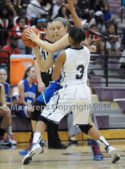 Thumbnail 2 in Dr. Phillips vs. Cicero-North Syracuse (Nike Tournament of Champions) photogallery.